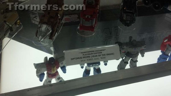 Transformers Sdcc 2013 Preview Night  (228 of 306)